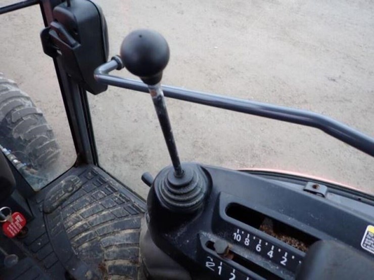 2017-kubota-b2650hsd-image-17