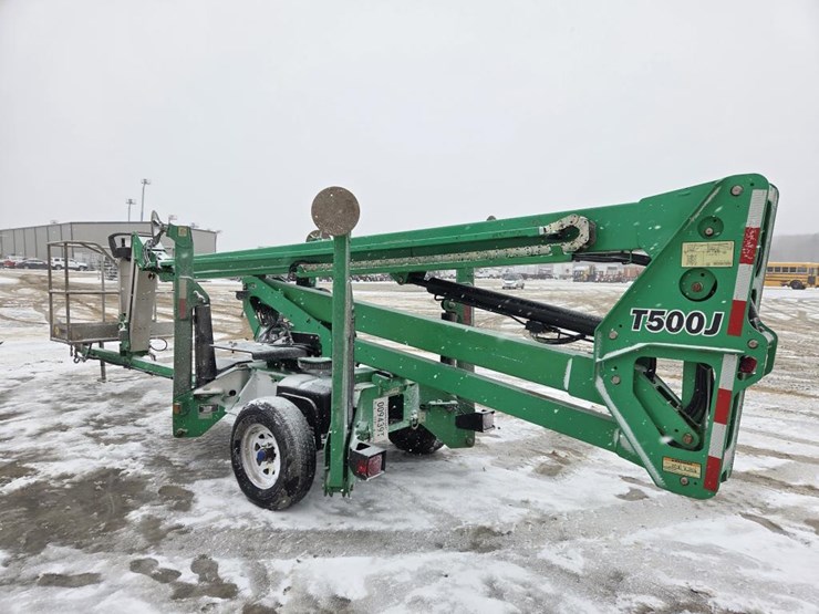 2019-jlg-t500j-image-5