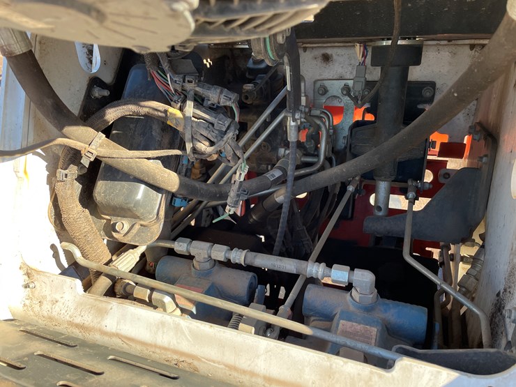 2022-bobcat-mt55-image-29