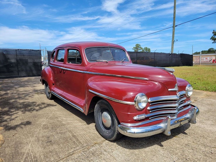 1948-plymouth-special-deluxe-image-3