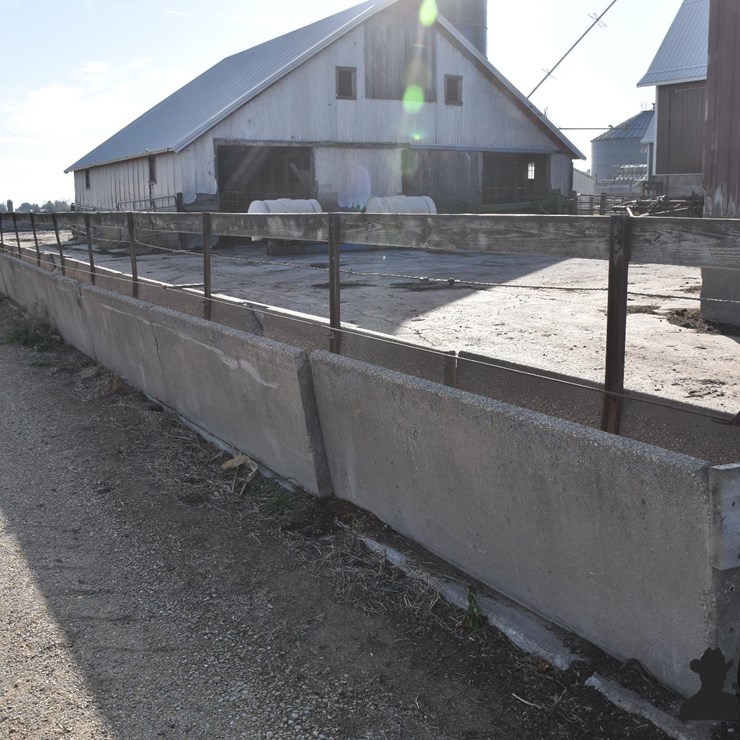 Concrete Feed Bunks