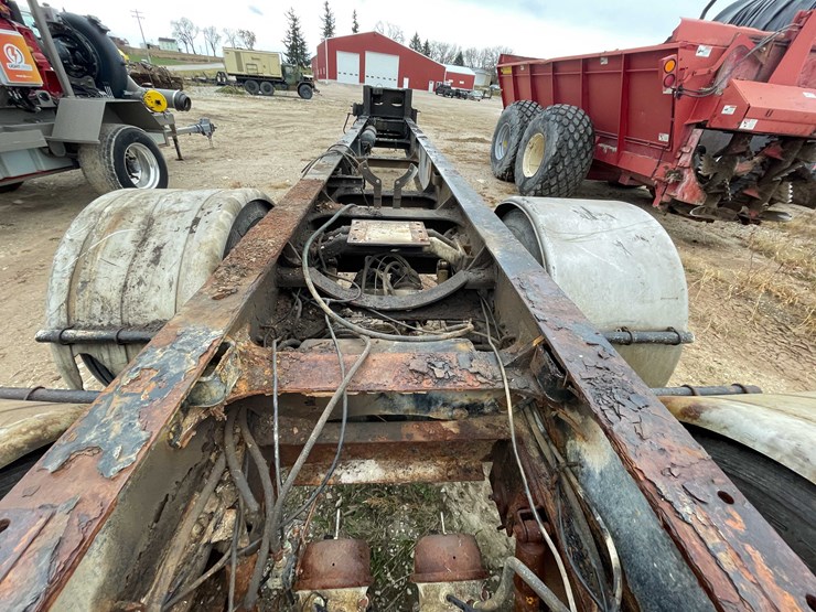 #1320-•-2002-trailer-frame-(has-wi-title)-(new-hostein,-wi)-image-30