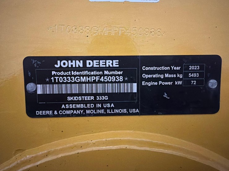 2023-deere-333g-image-2
