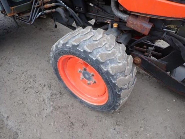 2014-kubota-b3350hsd-image-56