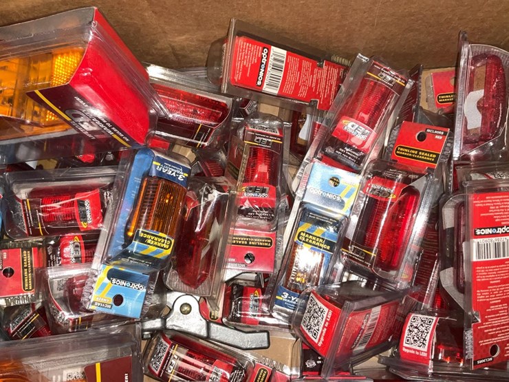 #104-•-led-lights-image-4