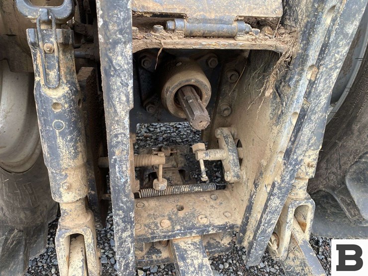 mccormick-x4.30v-tractor-image-26