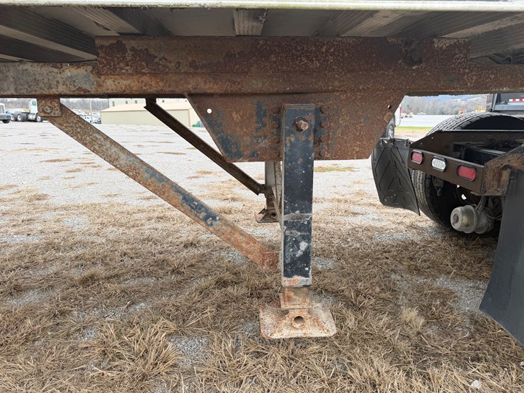 1999-trailstar-dump-trailer-image-3