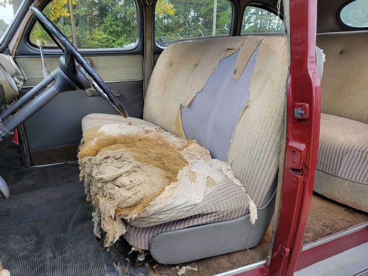 1948-ford-sedan-image-36