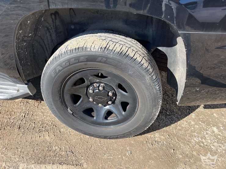 2016-chevrolet-tahoe-image-22