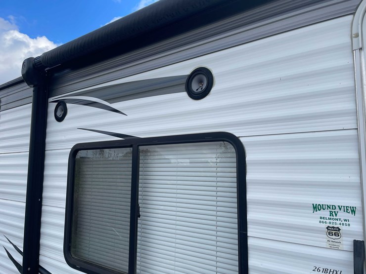 #1404-•-2015-salem-cruise-lite-camper-(no-title)-(of)-image-21