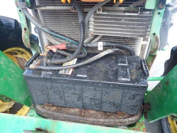 2012-john-deere-6430-image-31