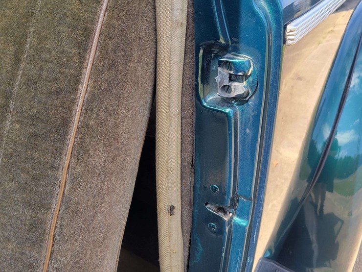 1940-ford-sedan-image-42