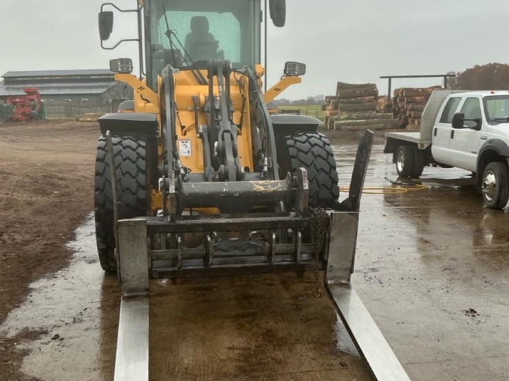 2022-volvo-l60h-image-8