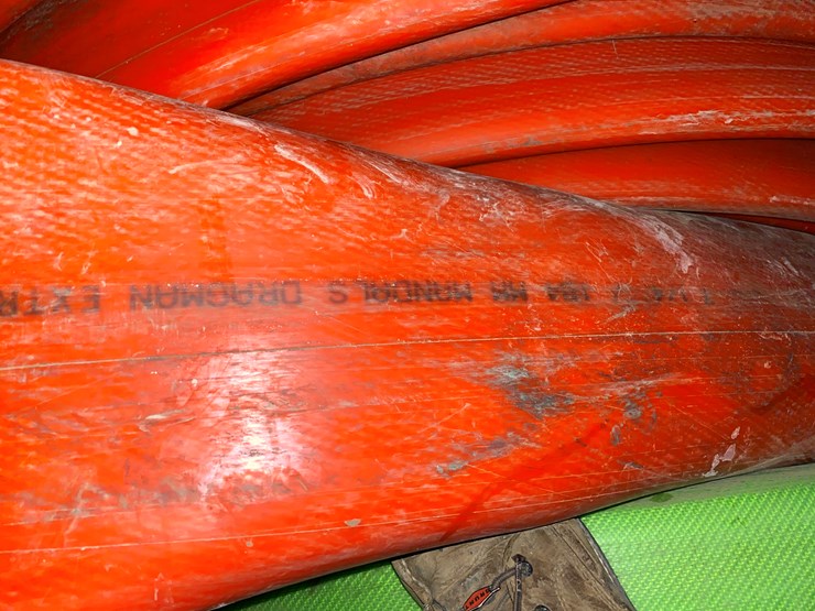 #8493-•-section-of-7-1/4"-mandals-dragman-extra-p-hose-(new-holstein,-wi)-image-3