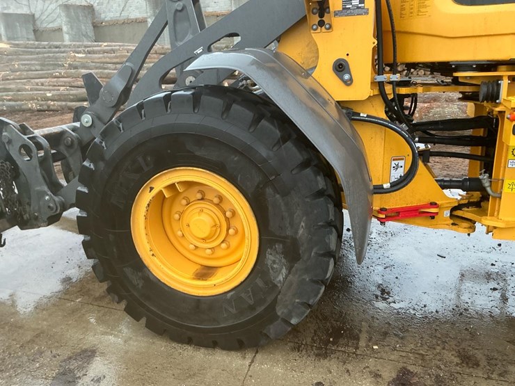 2022-volvo-l60h-image-50