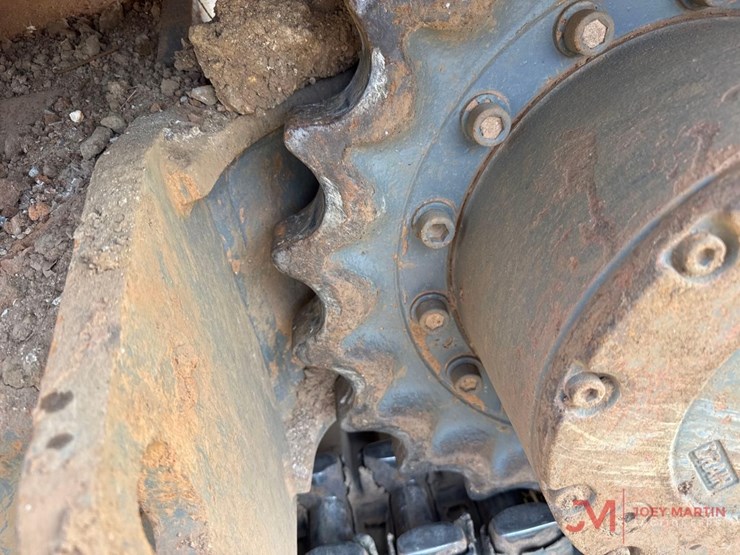 takeuchi-tb2150-image-26