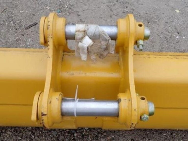 caterpillar-304-image-7