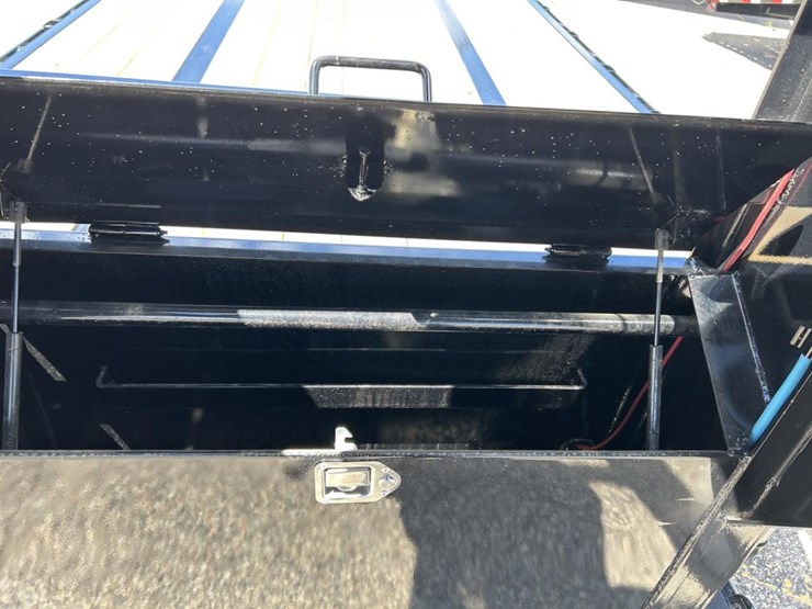 #1448-•-2025-unused-big-tex-22gn-gooseneck-trailer-image-14