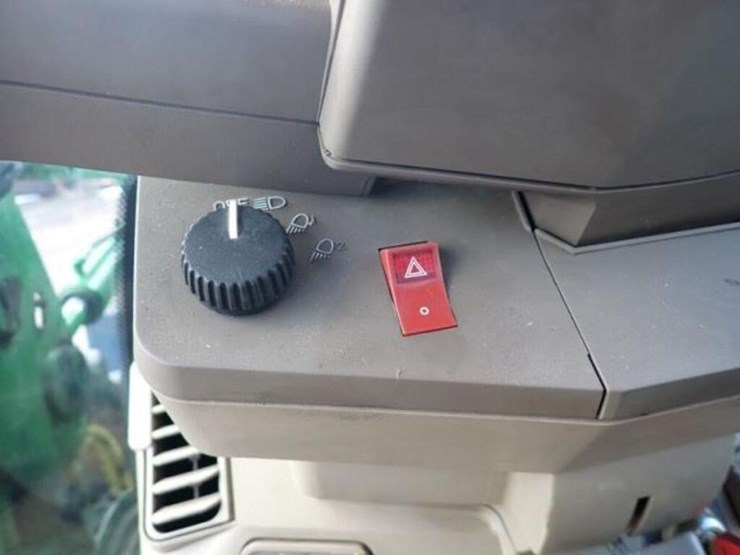 2012-john-deere-6430-image-15