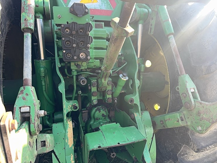 1998-john-deere-8100-image-32