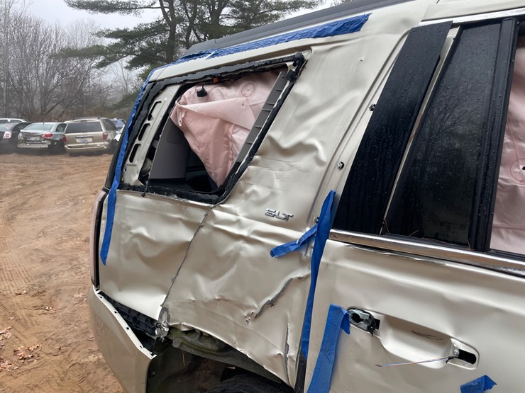 2015-gmc-yukon-slt-image-8