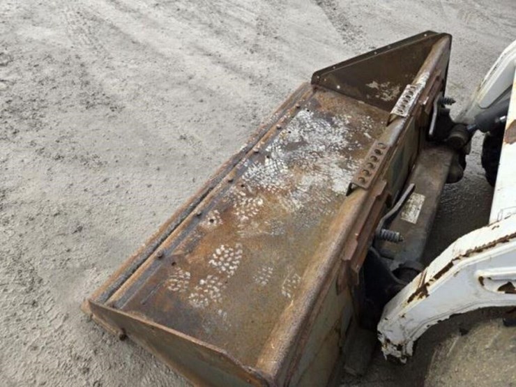 2012-bobcat-s185-image-15