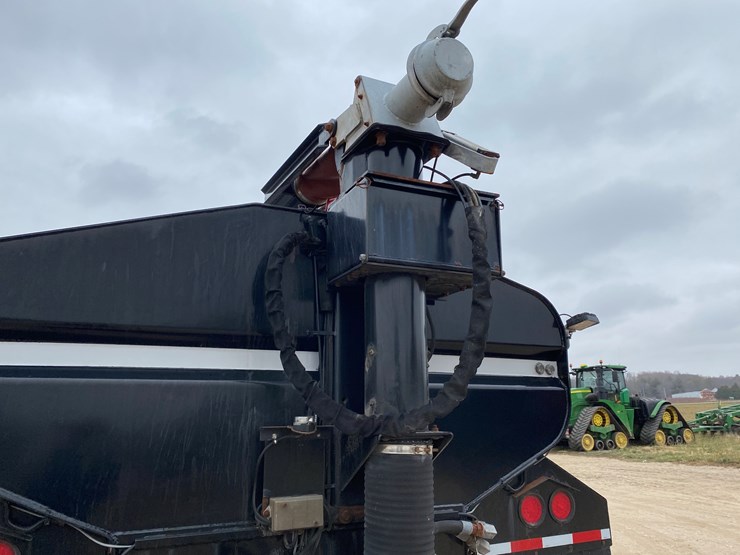 #1025-•-2015-diller-tt6600ntnb-semi-manure-tanker-(has-wi-title)-(kewaunee,-wi)-image-33