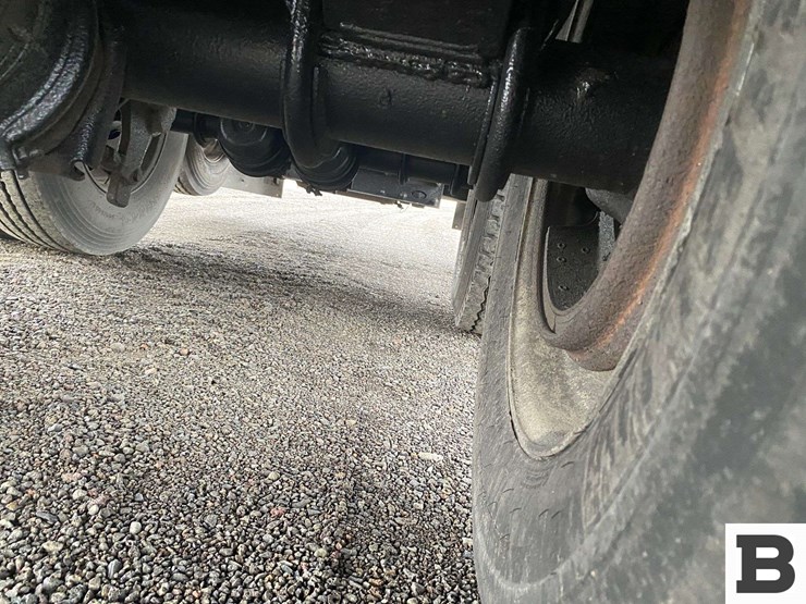 1995-wilson-48'-image-35