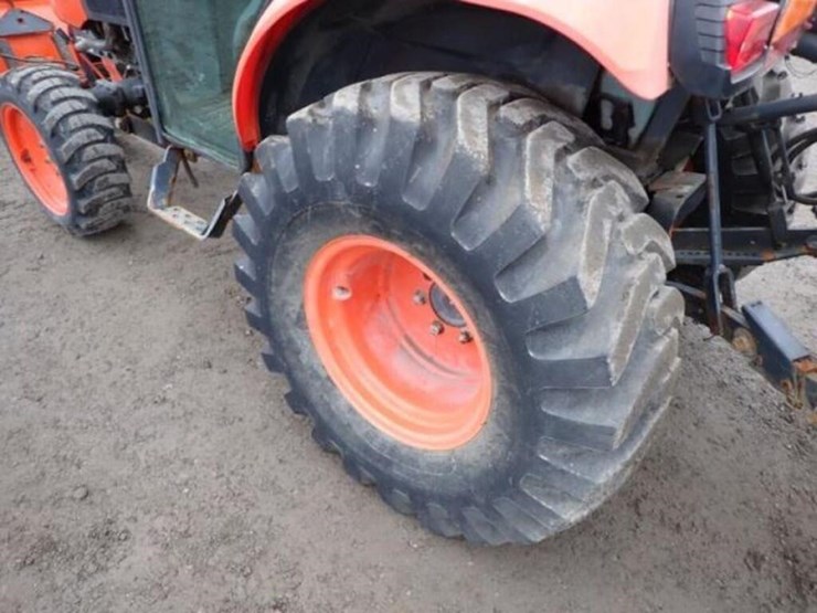 2017-kubota-b2650hsd-image-42