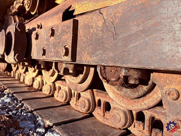 1977-caterpillar-d5-image-23