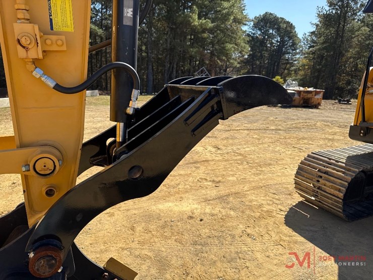 2020-kato-hd514mr-image-13