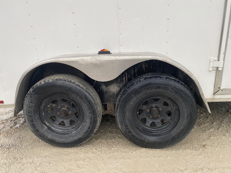 #314-•-2004-roadmaster-tandem-axle-enclosed-trailer-(helenville,-wi)-(has-wi-title)-image-3