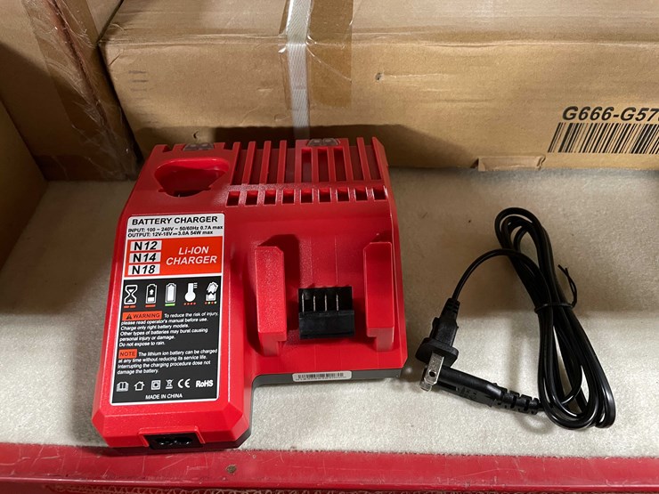 #8712-•-new-milwaukee-compatible-3/8-ratchet-wrench-(t14)-image-4