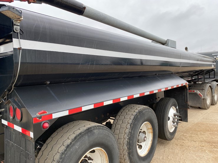 #1025-•-2015-diller-tt6600ntnb-semi-manure-tanker-(has-wi-title)-(kewaunee,-wi)-image-35