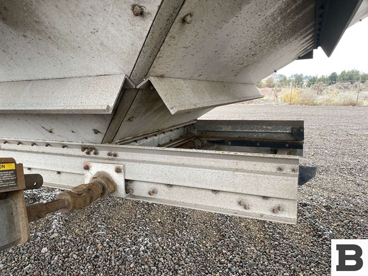 1995-wilson-48'-image-20