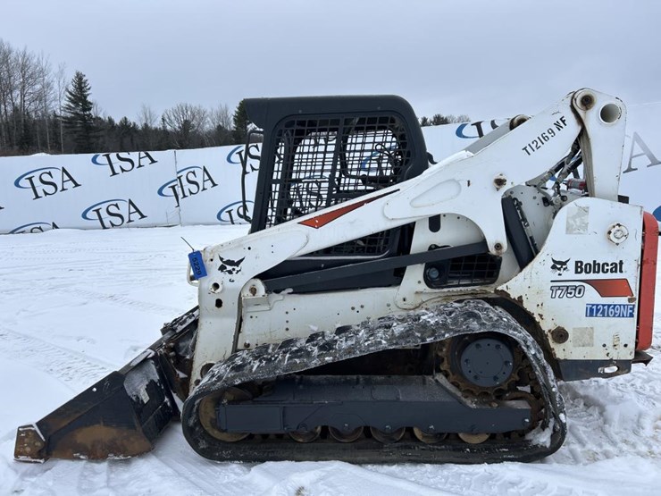 2017-bobcat-t750-image-2