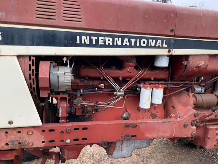 1976-international-686-image-16