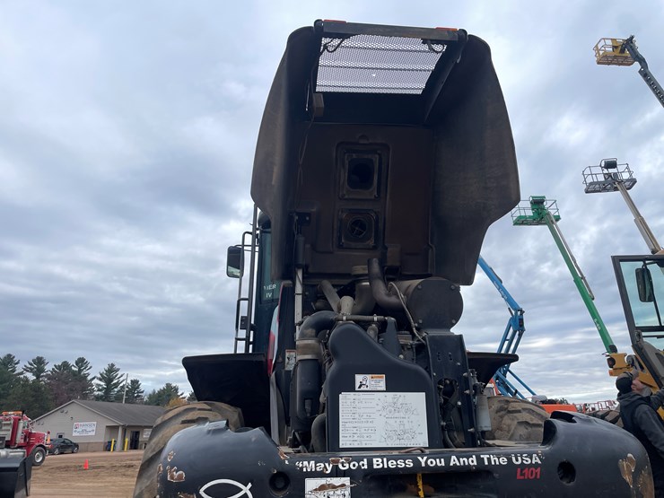 2011-case-821f-image-65