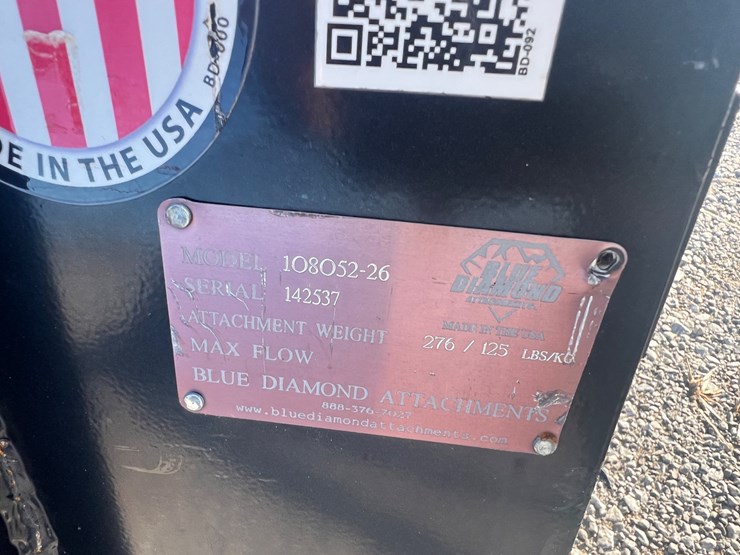 #29798-•-blue-diamond-50"-smooth-bucket-image-5