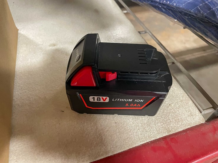 #8718-•-new-milwaukee-compatible-18v-chainsaw-(t14)-image-7