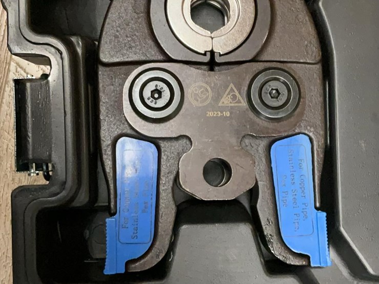 #105-•-bosad-hydraulic-crimping-tool-image-5