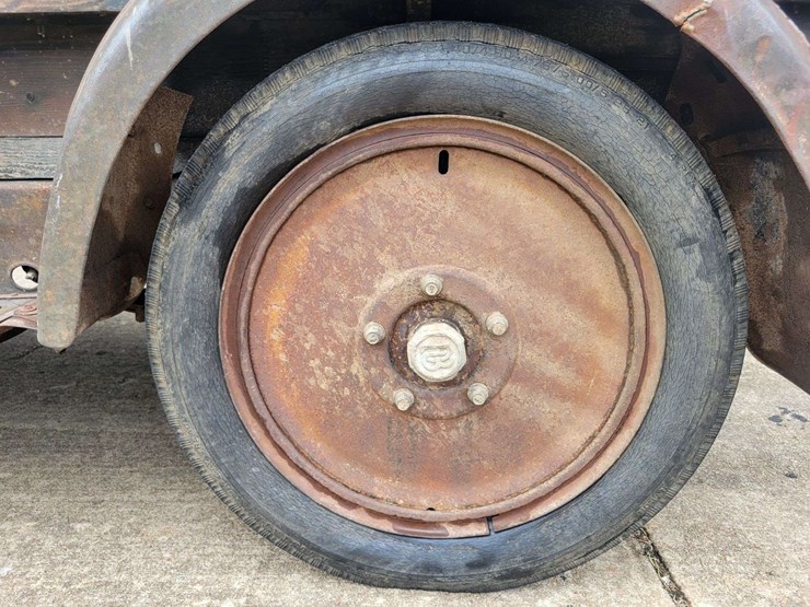 1924-dodge-brothers-truck-image-29