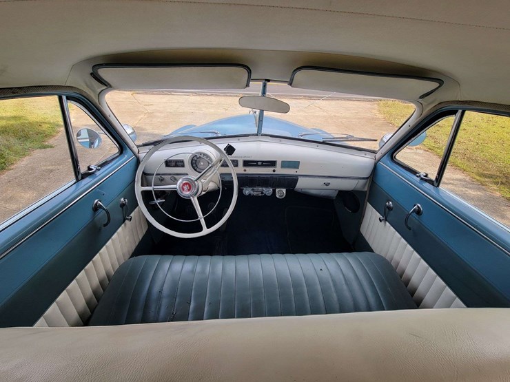 1951-dodge-sedan-image-91