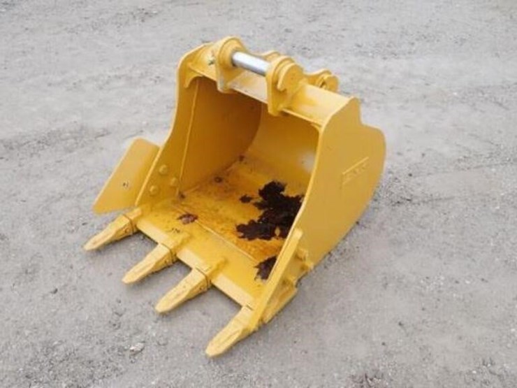 caterpillar-303.5-image-6