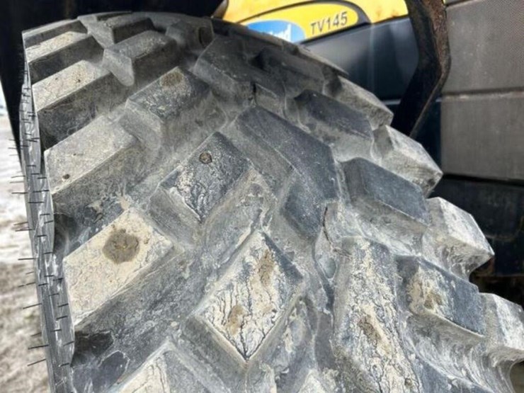 2008-new-holland-tv145-image-47