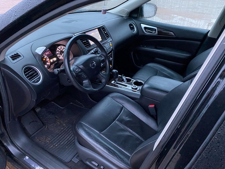2014-nissan-pathfinder-image-29