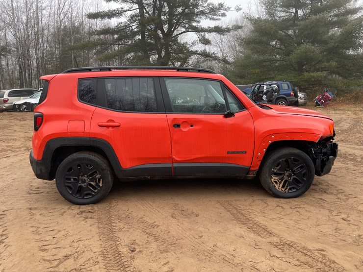 2021-jeep-renegade-image-4