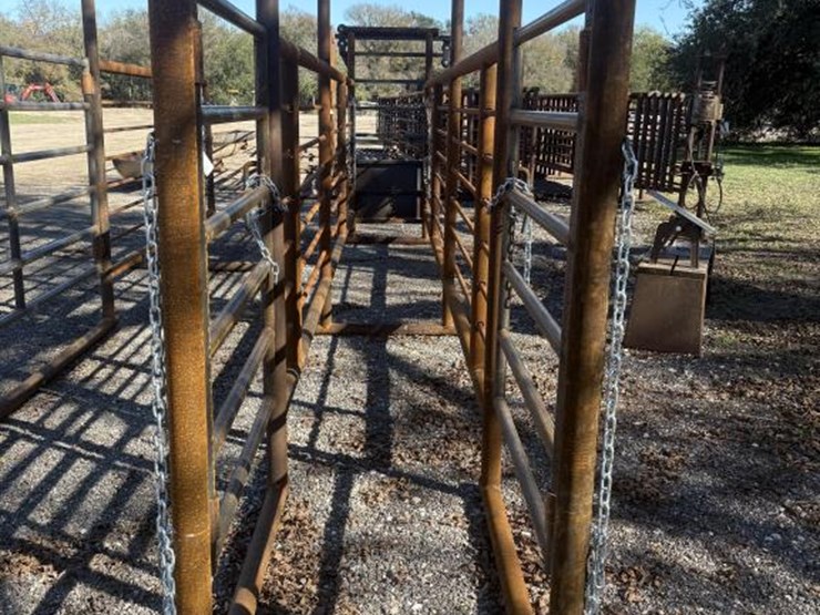 #46-•-cattle-chute-image-2