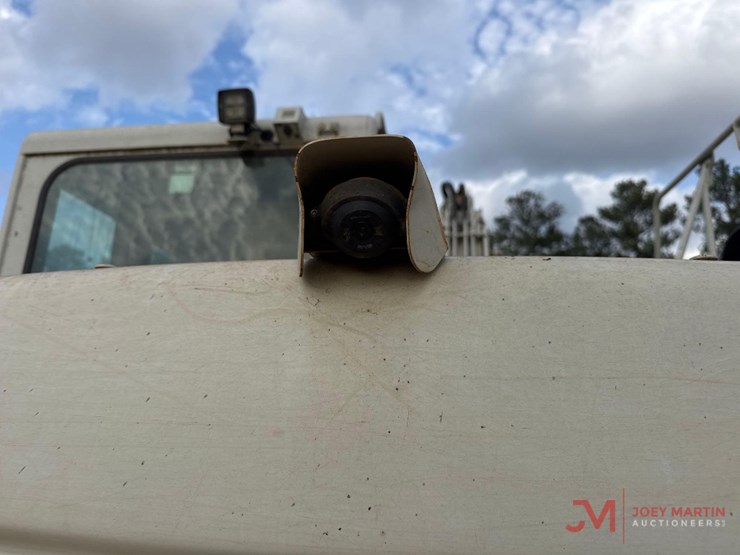 takeuchi-tb2150-image-8