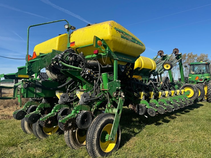 john-deere-1770nt-image-12